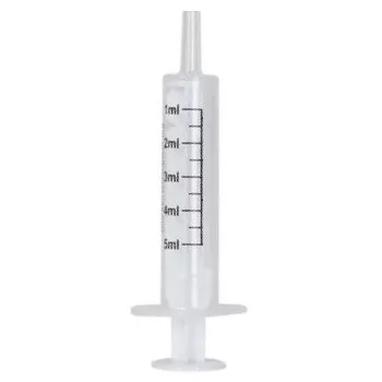 Fecskendő  5ml