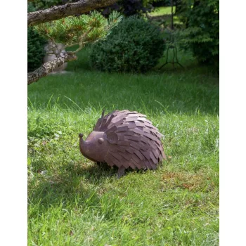 Dekor sündisznó figura fém rozsdás hatású