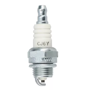 Gyertya Champion  CJ6Y