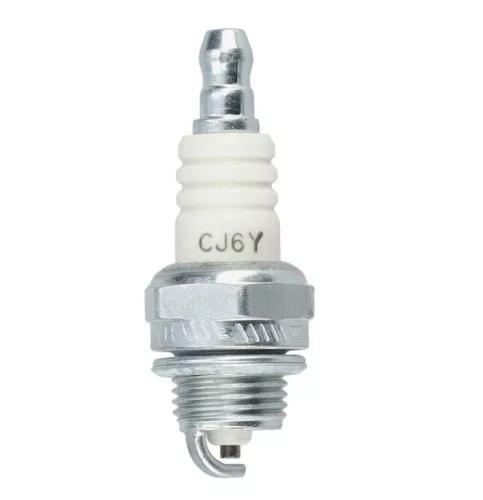 Gyertya Champion  CJ6Y