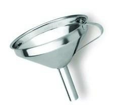 Tölcsér 16cm fém
